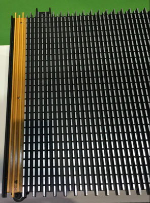 Type 1000 Escalator Metal Pallet 2 Sides Yellow Demarcation Pallet Stainless Steel